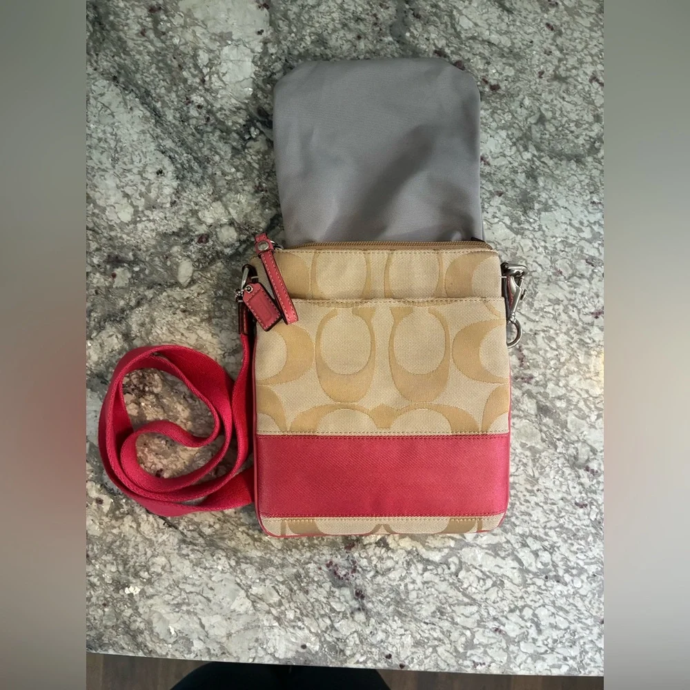 Coach Beige and Pink Crossbody Bag - Picture 10 of 16